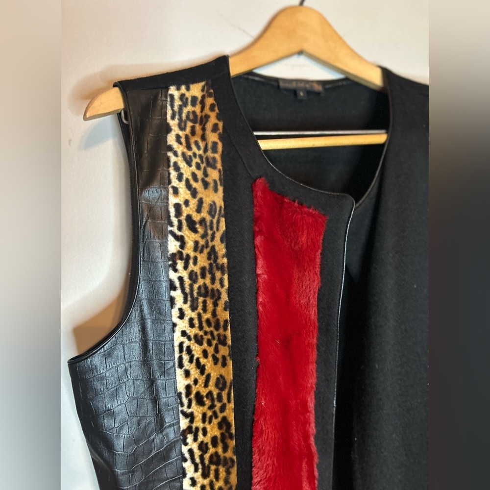 Jane & John mixed fabric vest - Picture 4 of 16